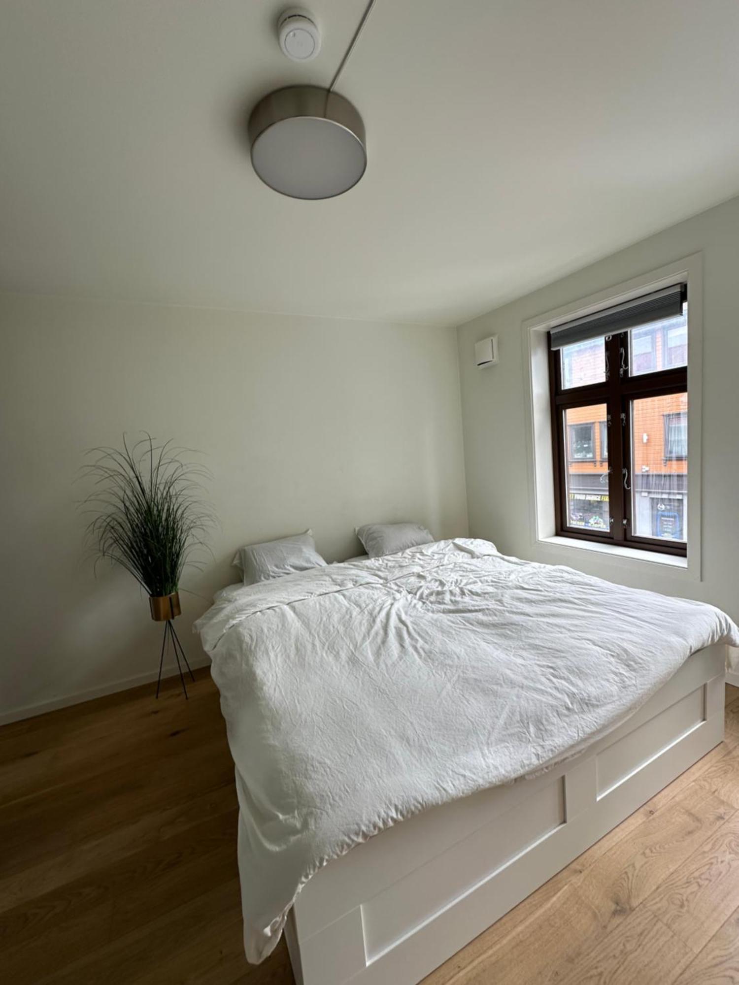 Deluxe 2 Bedroom With View And Underground Garage Apartment